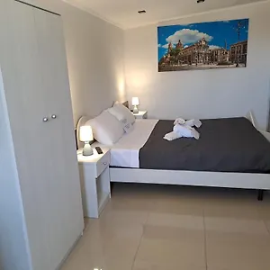House Il Quadrifoglio Airport Fontanarossa Aeroporto di Catania Fontana Rossa